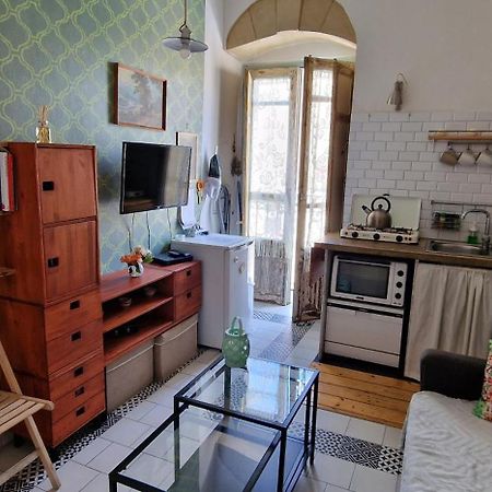Casa Alice Apartment ปาแลร์โม ภายนอก รูปภาพ