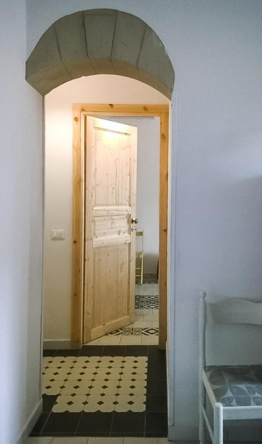 Casa Alice Apartment ปาแลร์โม ภายนอก รูปภาพ